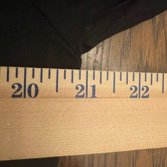 Funny “Karen” T-shirt. Size Large. I want to speak to the manager tee. - Picture 4 of 5